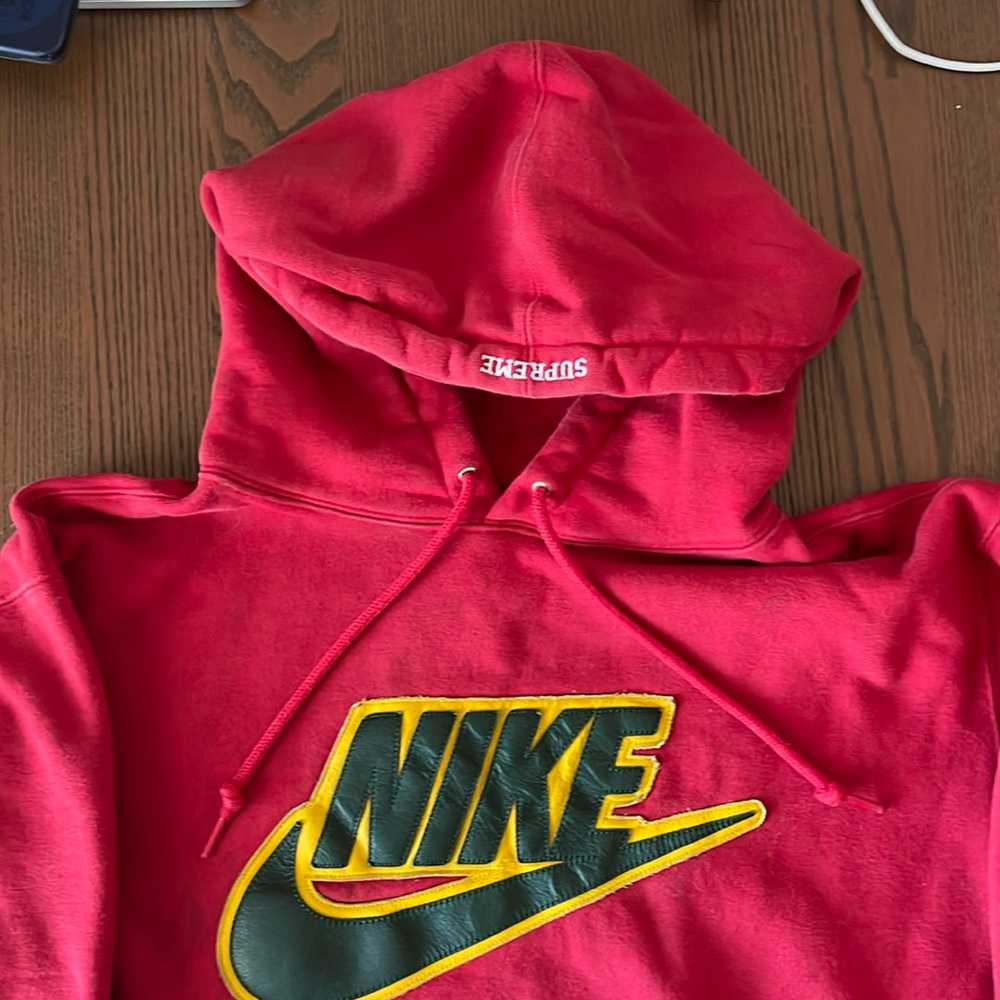 Supreme x Nike Leather Applique Hooded Sweatshirt ‘Red’ - Used Men’s Large